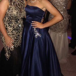 Navy blue sherri hill prom dress